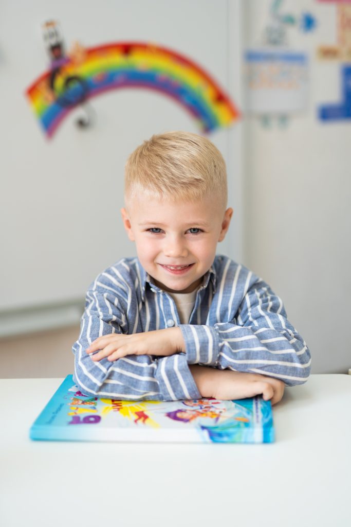 Дитячий садок Wow Kids на Павла Тичини — заняття з дітьми